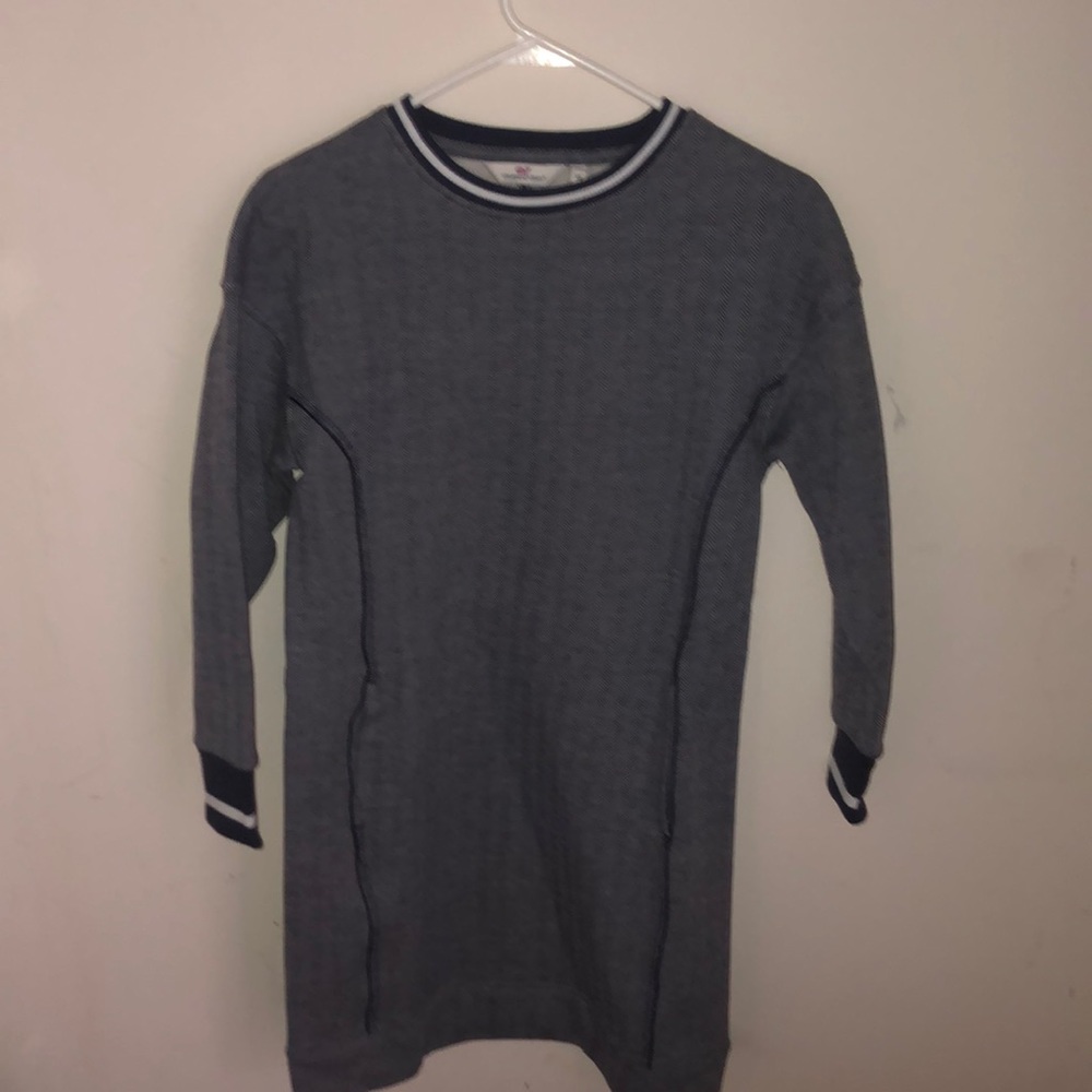 Vineyard vines dress